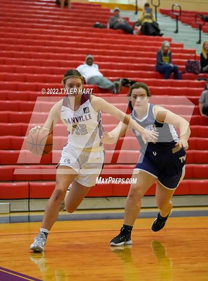 Thumbnail 3 in Danville vs. Tri-West Hendricks (Hendricks country Tournament) photogallery.
