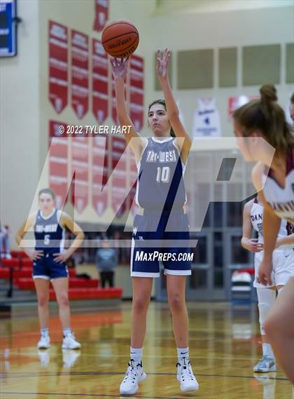 Thumbnail 2 in Danville vs. Tri-West Hendricks (Hendricks country Tournament) photogallery.