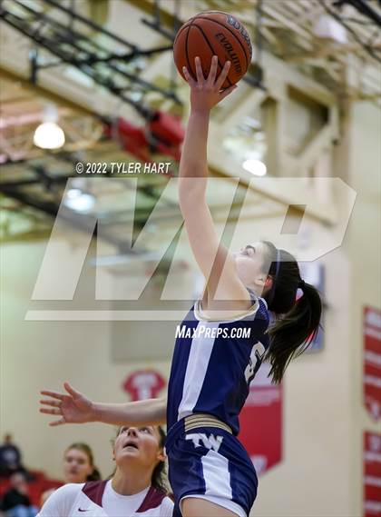 Thumbnail 2 in Danville vs. Tri-West Hendricks (Hendricks country Tournament) photogallery.
