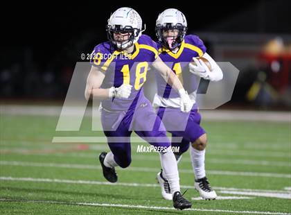 Thumbnail 3 in Clinton-Massie vs Bloom-Carroll (OHSAA D4 State Semi Final) photogallery.