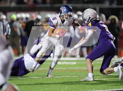 Thumbnail 2 in Clinton-Massie vs Bloom-Carroll (OHSAA D4 State Semi Final) photogallery.