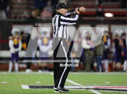 Thumbnail 3 in Clinton-Massie vs Bloom-Carroll (OHSAA D4 State Semi Final) photogallery.
