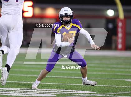 Thumbnail 2 in Clinton-Massie vs Bloom-Carroll (OHSAA D4 State Semi Final) photogallery.