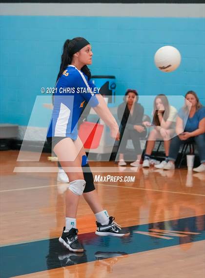 Thumbnail 2 in Buckeye vs Safford (Wolves Classic) photogallery.