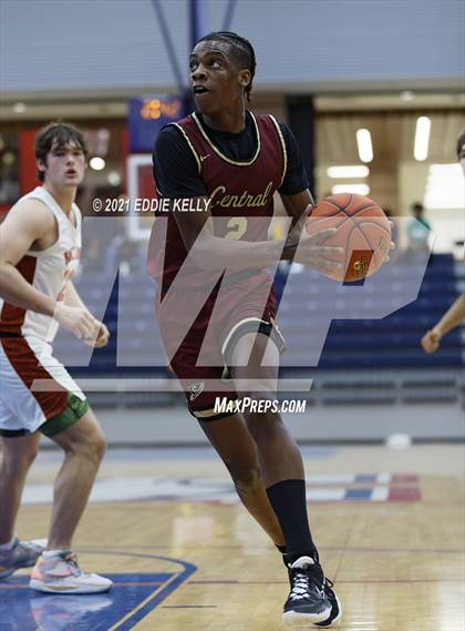 Thumbnail 1 in Keller Central vs. Rockwall (In-N-Out Tournament) photogallery.