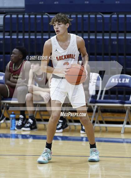 Thumbnail 2 in Keller Central vs. Rockwall (In-N-Out Tournament) photogallery.