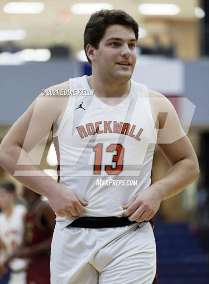 Thumbnail 2 in Keller Central vs. Rockwall (In-N-Out Tournament) photogallery.