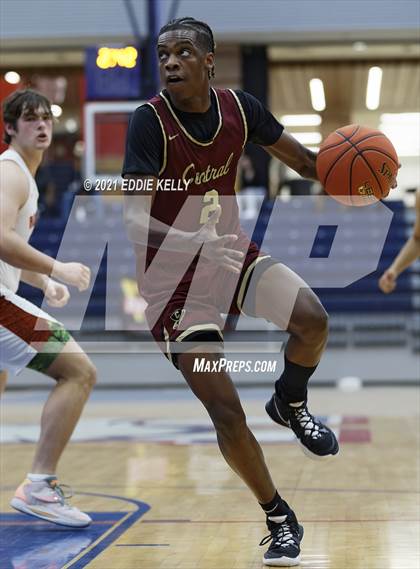 Thumbnail 3 in Keller Central vs. Rockwall (In-N-Out Tournament) photogallery.
