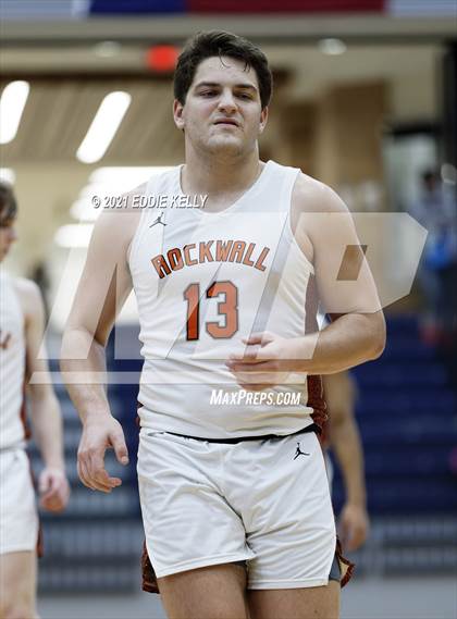 Thumbnail 2 in Keller Central vs. Rockwall (In-N-Out Tournament) photogallery.