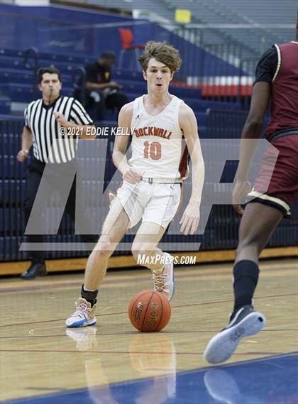 Thumbnail 3 in Keller Central vs. Rockwall (In-N-Out Tournament) photogallery.