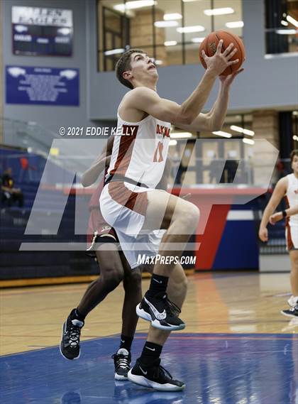 Thumbnail 2 in Keller Central vs. Rockwall (In-N-Out Tournament) photogallery.