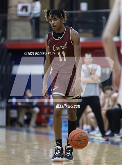 Thumbnail 3 in Keller Central vs. Rockwall (In-N-Out Tournament) photogallery.