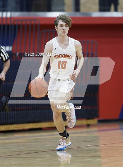 Thumbnail 1 in Keller Central vs. Rockwall (In-N-Out Tournament) photogallery.
