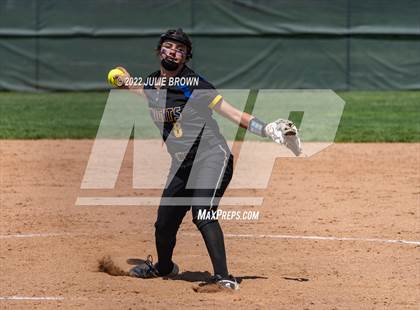 Thumbnail 1 in Castle vs. Pendleton Heights (Carmel Invitational) photogallery.