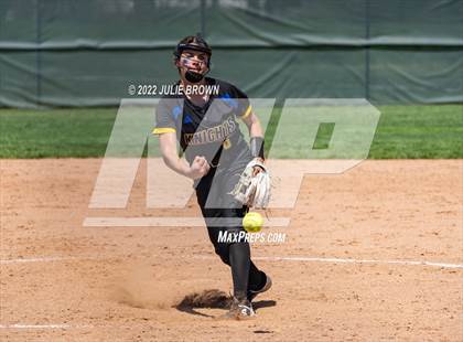Thumbnail 2 in Castle vs. Pendleton Heights (Carmel Invitational) photogallery.