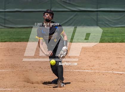 Thumbnail 1 in Castle vs. Pendleton Heights (Carmel Invitational) photogallery.