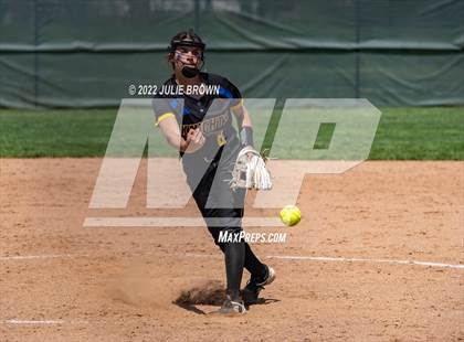 Thumbnail 3 in Castle vs. Pendleton Heights (Carmel Invitational) photogallery.