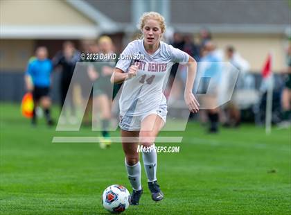 Thumbnail 3 in Kent Denver vs. Manitou Springs (CHSAA 3A Semifinal)  photogallery.