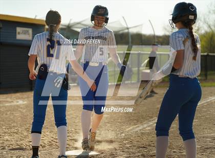 Thumbnail 3 in Mukwonago @ Kettle Moraine photogallery.