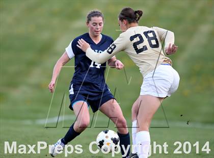 Thumbnail 2 in Green Mountain vs. Valor Christian (CHSAA 4A Quarterfinal) photogallery.