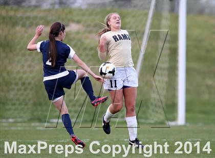 Thumbnail 2 in Green Mountain vs. Valor Christian (CHSAA 4A Quarterfinal) photogallery.