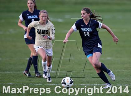 Thumbnail 3 in Green Mountain vs. Valor Christian (CHSAA 4A Quarterfinal) photogallery.