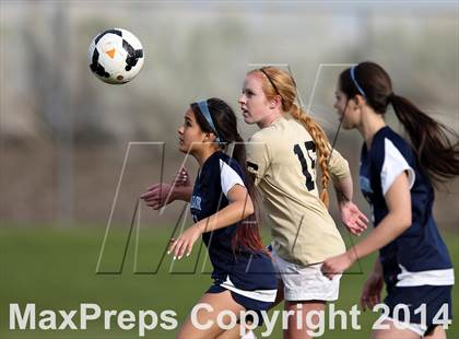 Thumbnail 3 in Green Mountain vs. Valor Christian (CHSAA 4A Quarterfinal) photogallery.