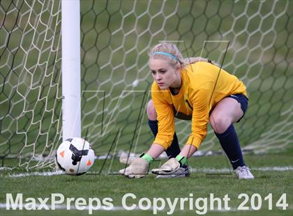 Thumbnail 2 in Green Mountain vs. Valor Christian (CHSAA 4A Quarterfinal) photogallery.