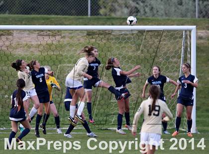 Thumbnail 3 in Green Mountain vs. Valor Christian (CHSAA 4A Quarterfinal) photogallery.