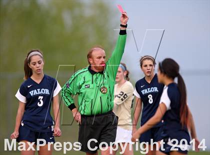 Thumbnail 2 in Green Mountain vs. Valor Christian (CHSAA 4A Quarterfinal) photogallery.