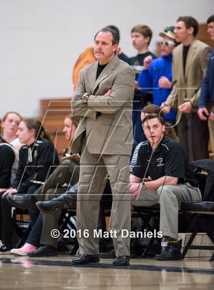 Thumbnail 3 in Pomona @ Arapahoe (CHSAA 5A First Round) photogallery.
