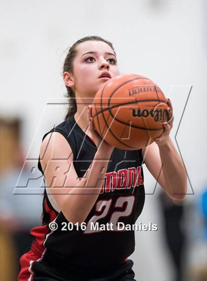Thumbnail 3 in Pomona @ Arapahoe (CHSAA 5A First Round) photogallery.