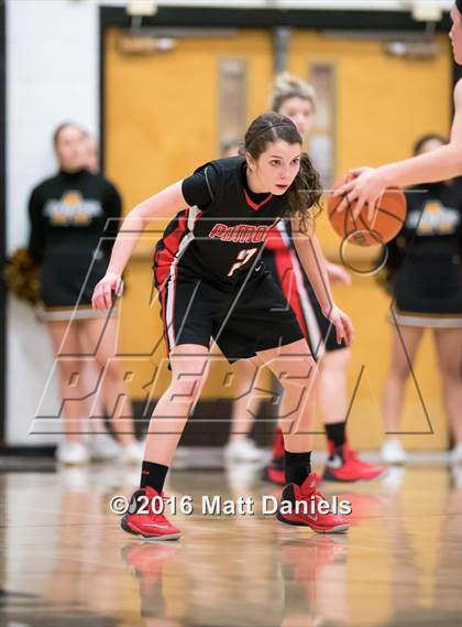 Thumbnail 3 in Pomona @ Arapahoe (CHSAA 5A First Round) photogallery.