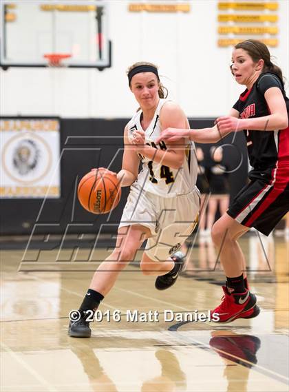 Thumbnail 2 in Pomona @ Arapahoe (CHSAA 5A First Round) photogallery.