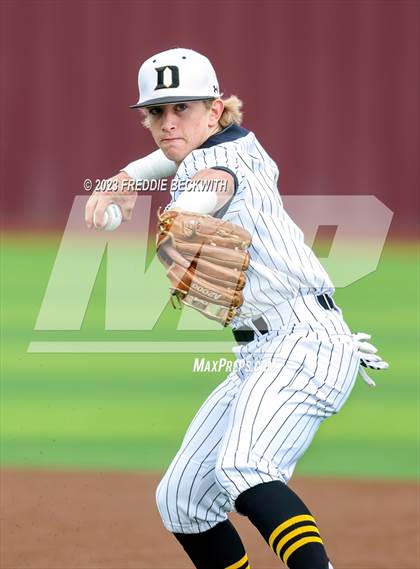 Thumbnail 1 in Sherman @ Denison photogallery.