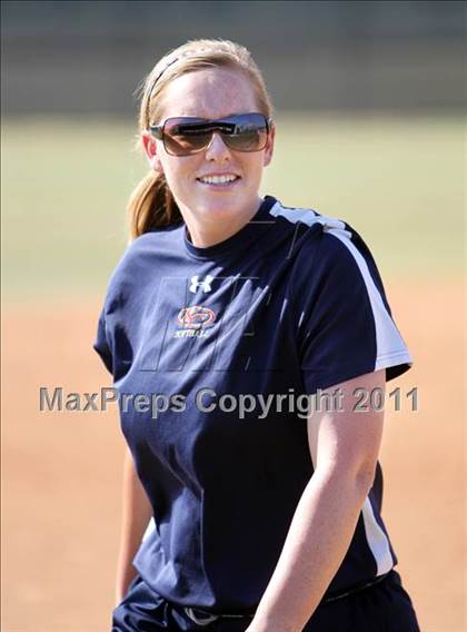 Thumbnail 1 in Round Rock vs. Klein Collins photogallery.