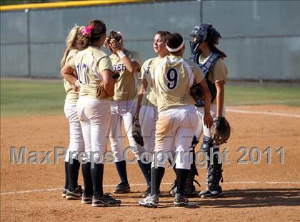Thumbnail 3 in Round Rock vs. Klein Collins photogallery.