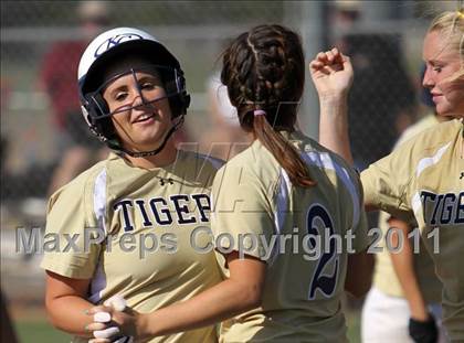 Thumbnail 1 in Round Rock vs. Klein Collins photogallery.