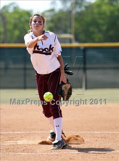 Thumbnail 3 in Round Rock vs. Klein Collins photogallery.