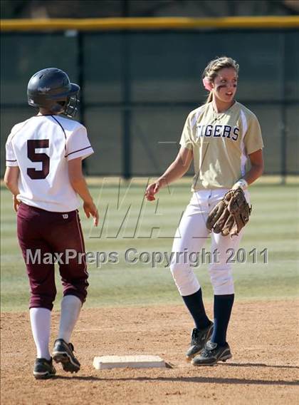 Thumbnail 3 in Round Rock vs. Klein Collins photogallery.