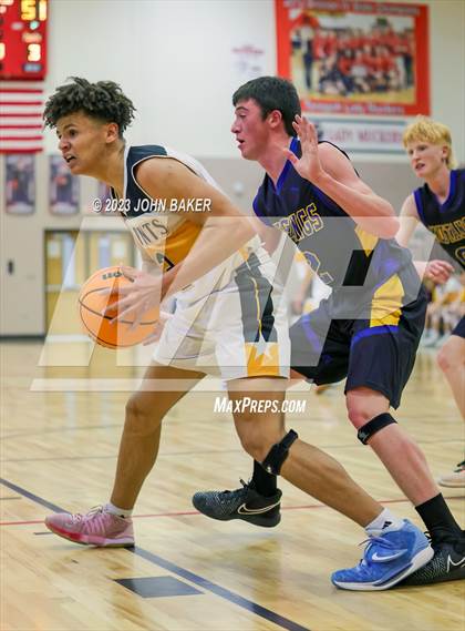 Thumbnail 3 in Mineral County vs. Lund (NIAA 1A Central Finals) photogallery.