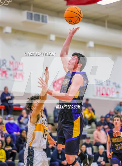 Thumbnail 2 in Mineral County vs. Lund (NIAA 1A Central Finals) photogallery.