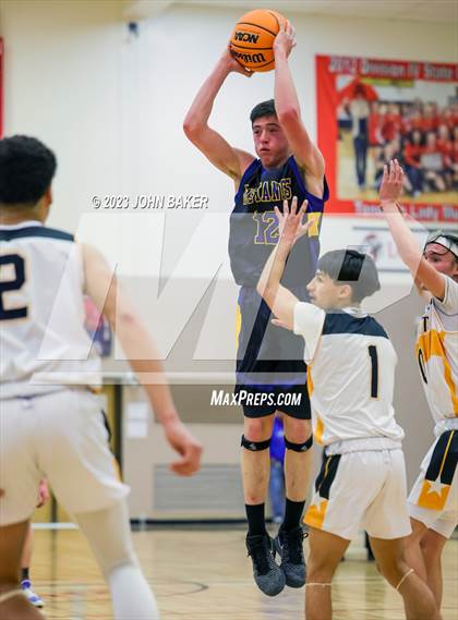 Thumbnail 2 in Mineral County vs. Lund (NIAA 1A Central Finals) photogallery.