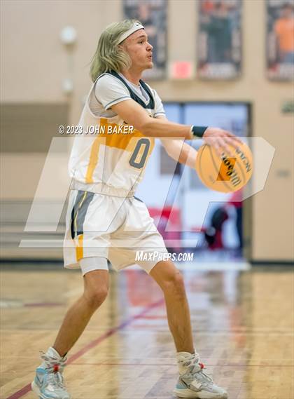 Thumbnail 3 in Mineral County vs. Lund (NIAA 1A Central Finals) photogallery.