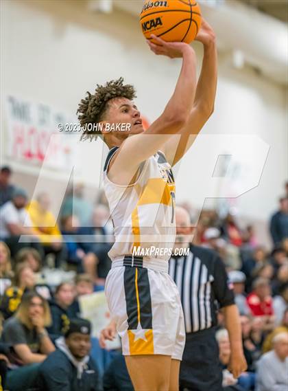 Thumbnail 2 in Mineral County vs. Lund (NIAA 1A Central Finals) photogallery.