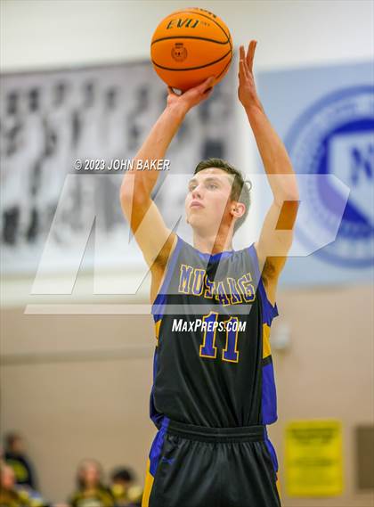 Thumbnail 1 in Mineral County vs. Lund (NIAA 1A Central Finals) photogallery.