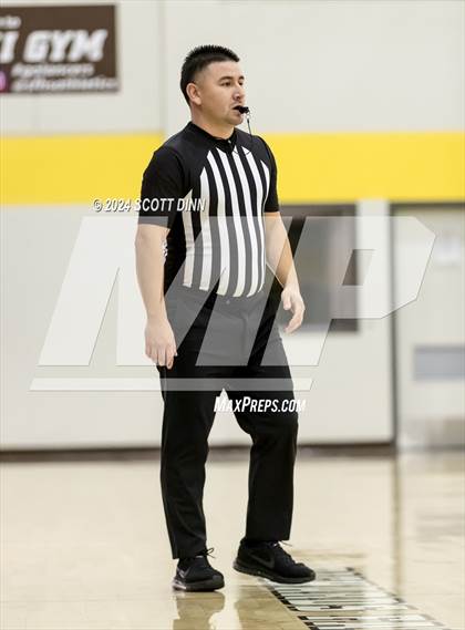 Thumbnail 2 in Mills vs Santa Cruz (Joe Schram Classic) photogallery.