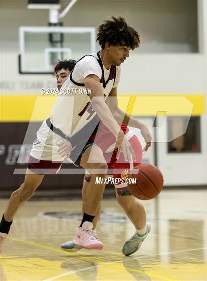 Thumbnail 3 in Mills vs Santa Cruz (Joe Schram Classic) photogallery.