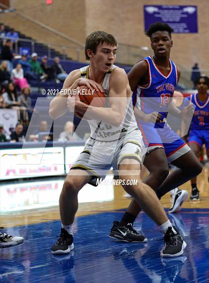 Thumbnail 3 in Amarillo vs. Parkview (In-N-Out Tournament) photogallery.