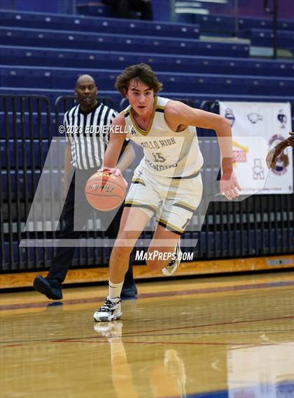 Thumbnail 1 in Amarillo vs. Parkview (In-N-Out Tournament) photogallery.